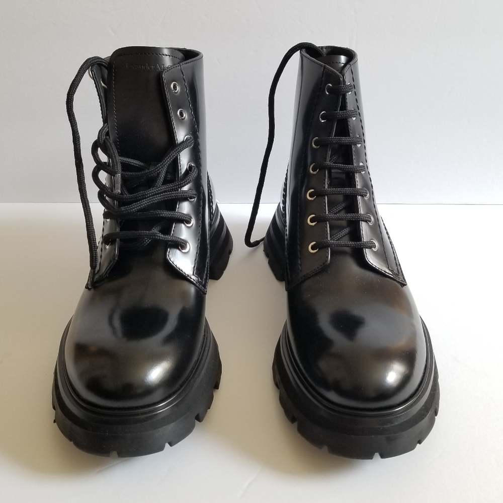 Alexander McQueen Patent Leather Combat Ankle Boot Size 39 Black - Picture 1 of 10